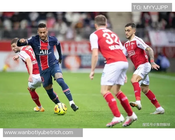 34岁前巴黎圣日耳曼门将莱特利尔宣布退役结束15年辉煌职业生涯